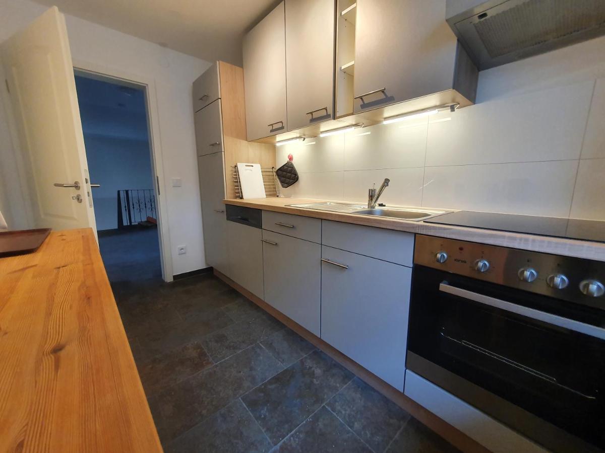 Grosses Ferienhaus Sauerburgblick Sauerthal エクステリア 写真